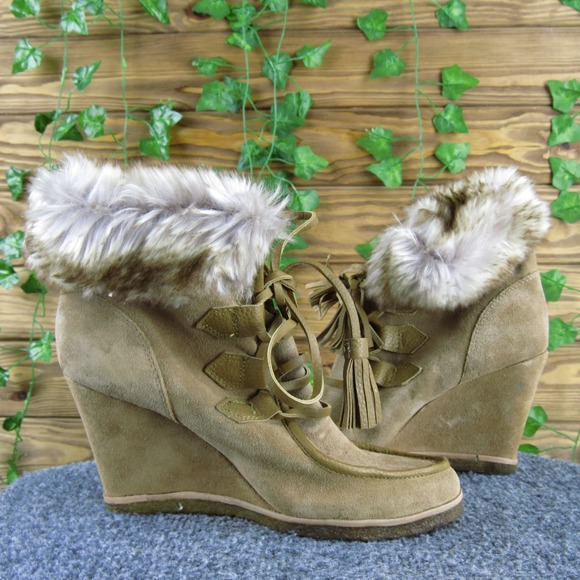 Splendid Women 7 Tan Suede Faux Fur Wedge Boots Lace Up Cozy Winter‎ Fashion - Picture 5 of 8